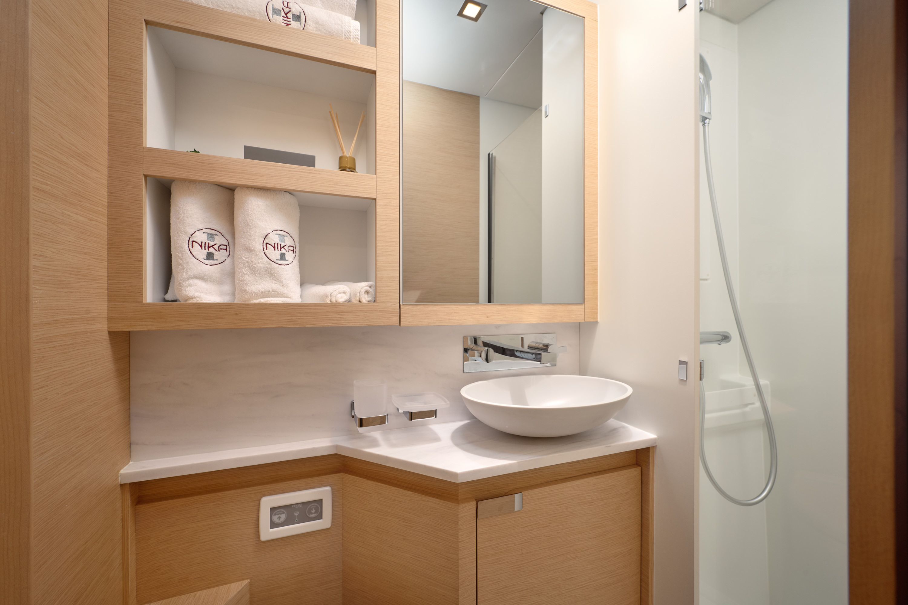 HERO interior â€